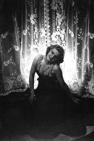 Фото - Джин Харлоу: 300x450 / 36 Кб