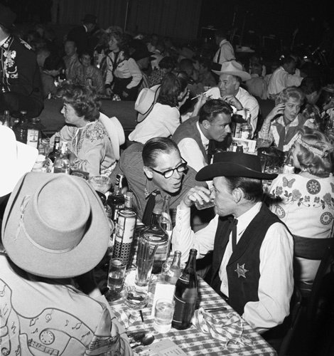 Фото - Питер Лоуфорд: 470x500 / 64 Кб