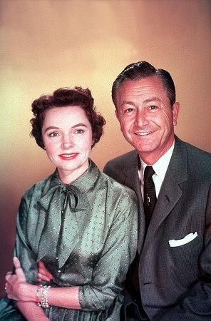 Фото - Джейн Уайатт: 296x450 / 36 Кб