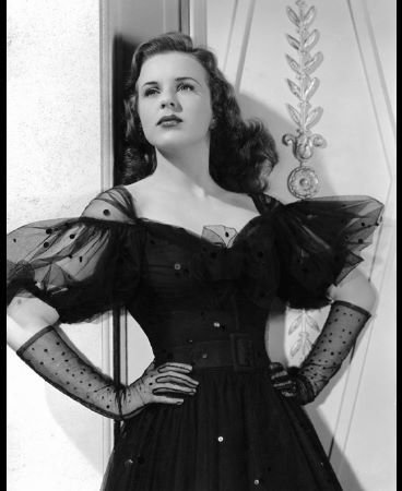 Фото - Дина Дурбин: 368x450 / 28 Кб