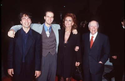 Фото - Карло Понти: 400x260 / 16 Кб