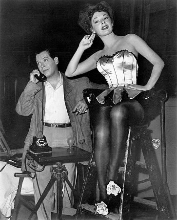 Фото - Рут Роман: 363x450 / 47 Кб