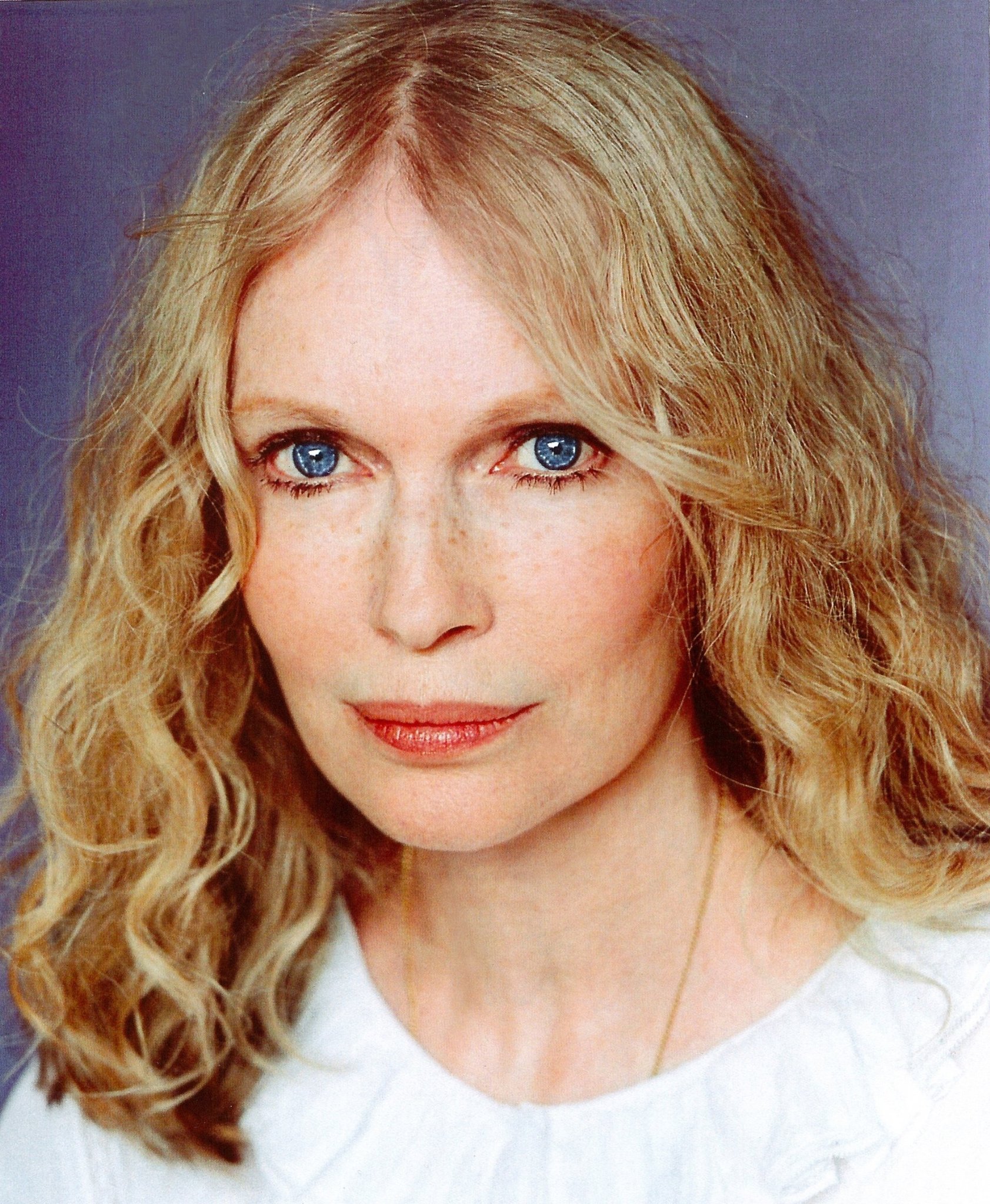 Фото - Миа Фэрроу: 1683x2048 / 749 Кб