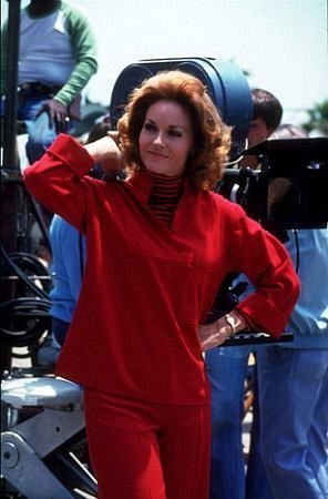 Фото - Ли Мериуэзер: 296x450 / 27 Кб