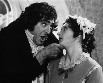 Фото - Энтони Ньюли: 362x291 / 23 Кб