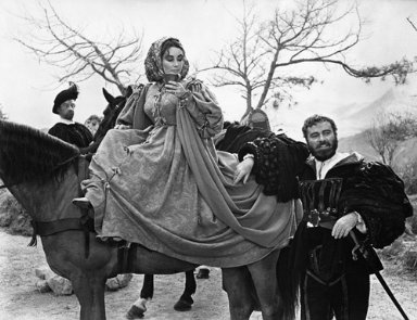 Фото - Ричард Бертон: 384x295 / 33 Кб