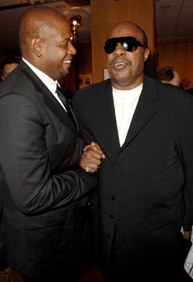 Фото - Стиви Уандер: 274x400 / 20 Кб