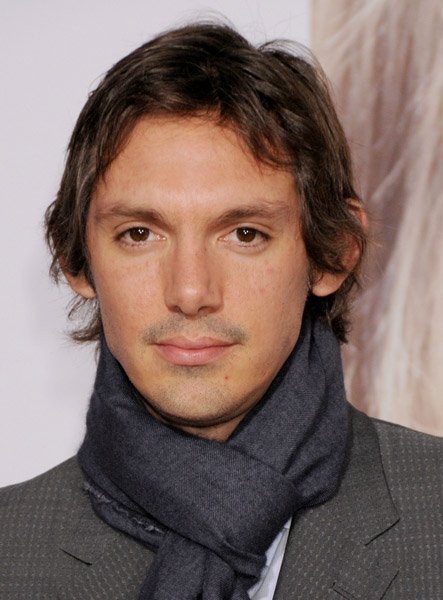 Фото - Лукас Хаас: 443x600 / 52 Кб