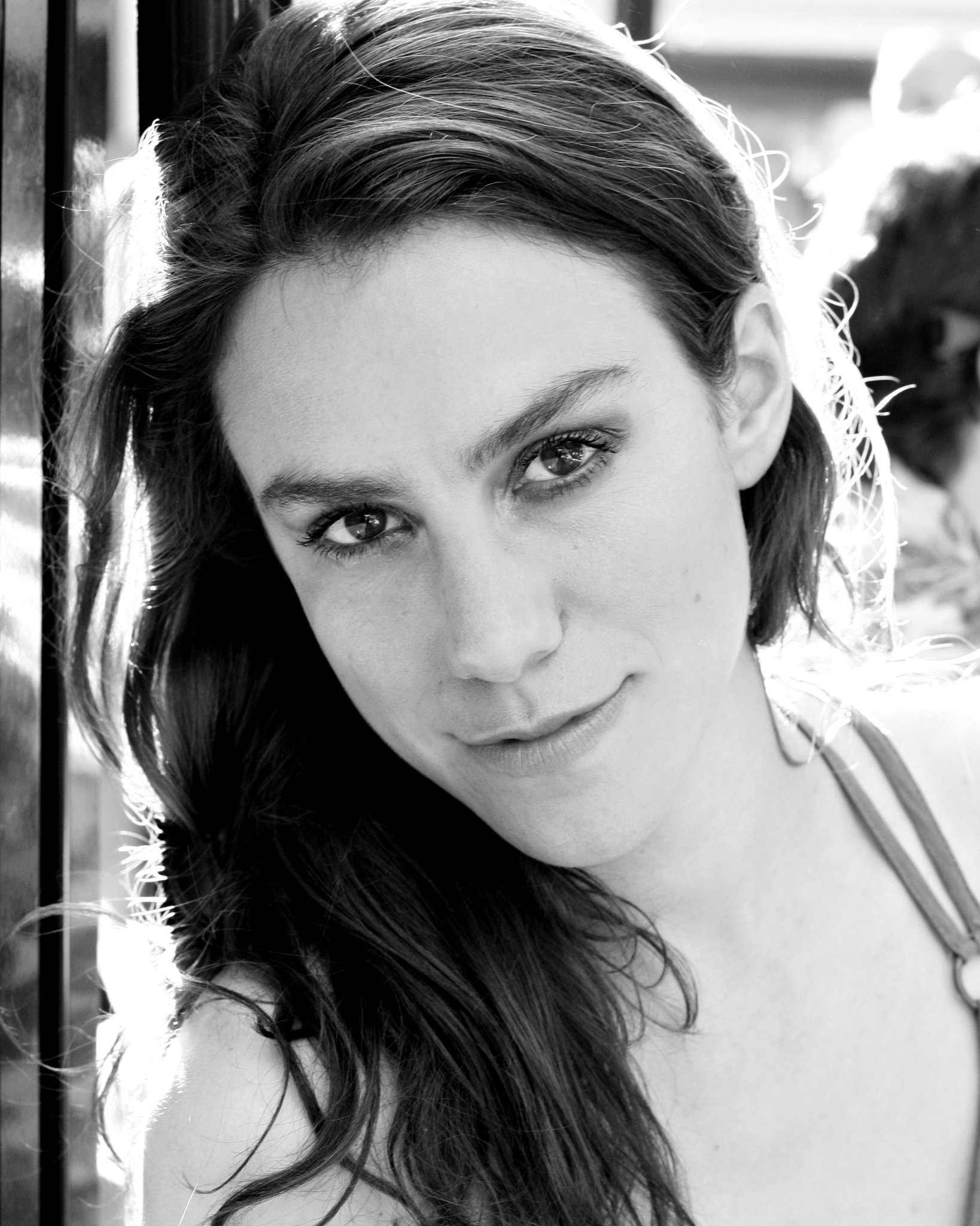 Фото - Эмили Бруни: 1638x2048 / 434 Кб