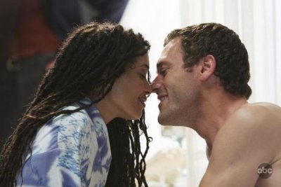 Фото - Лиза Боне: 400x267 / 20 Кб