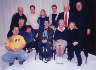 Фото - Ник Тэйлор: 326x236 / 19 Кб