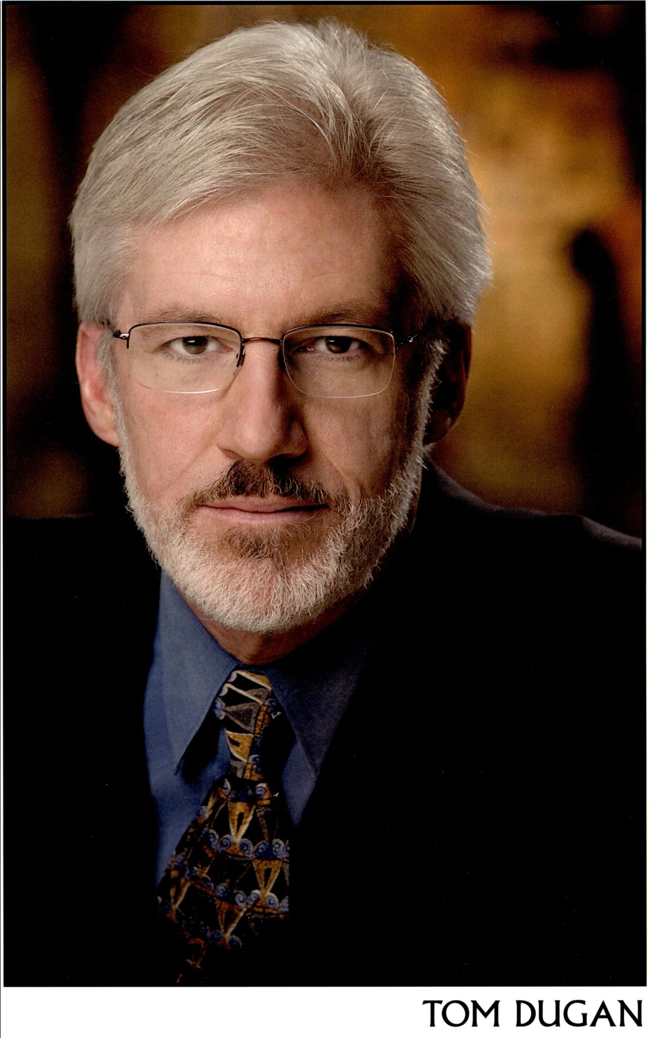 Фото - Том Дугэн: 1300x2048 / 382 Кб