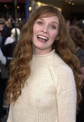 Фото - Кристин Хаджи: 277x400 / 29 Кб