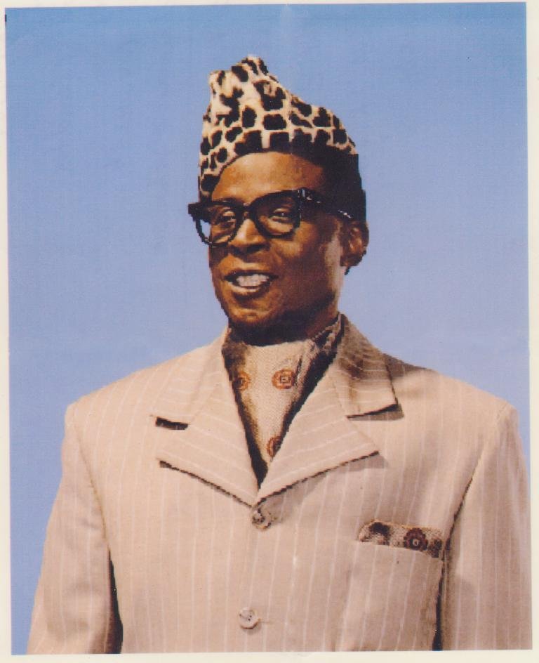 Фото - Малик Боуэнс: 768x944 / 80 Кб