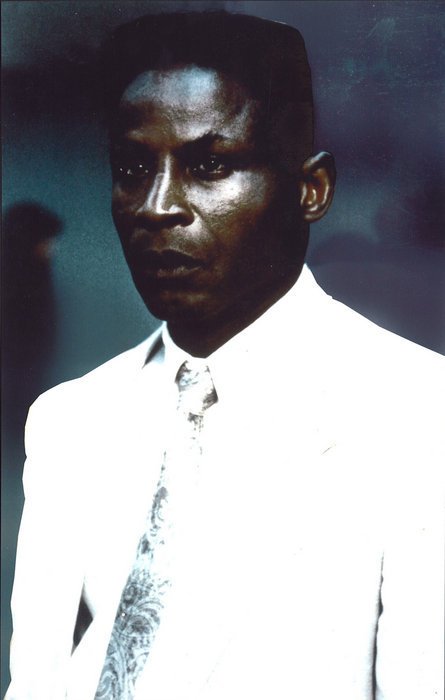 Фото - Малик Боуэнс: 445x700 / 32 Кб