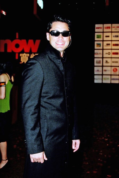 Фото - Майкл Вон: 450x675 / 48 Кб