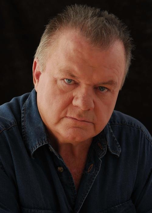 Фото - Джек МакГи: 500x700 / 39 Кб