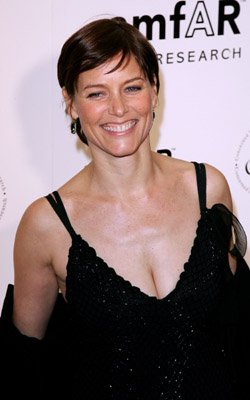 Фото - Кэри Лоуэлл: 250x400 / 19 Кб