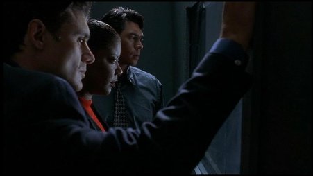 Фото - Гуэн МакГи: 451x254 / 13 Кб