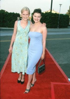 Фото - Николь Том: 283x400 / 22 Кб