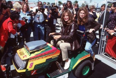 Фото - Кэти Айрленд: 400x268 / 39 Кб