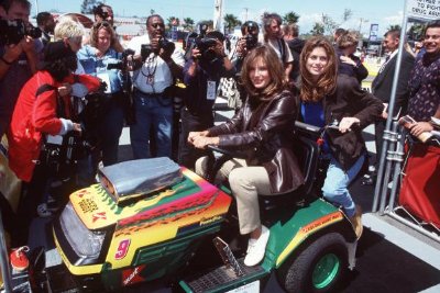 Фото - Кэти Айрленд: 400x267 / 39 Кб