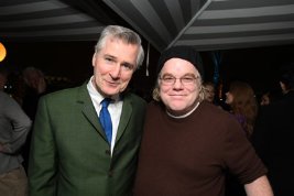 Фото - Джон Патрик Шэнли: 267x178 / 10 Кб