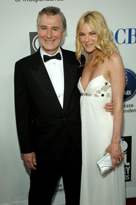 Фото - Джон Патрик Шэнли: 265x400 / 20 Кб