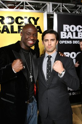 Фото - Майло Вентимилья: 267x400 / 27 Кб