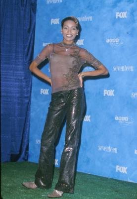 Фото - Моника Арнольд: 277x400 / 22 Кб