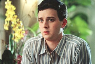 Фото - Эдди Кэй Томас: 329x223 / 20 Кб