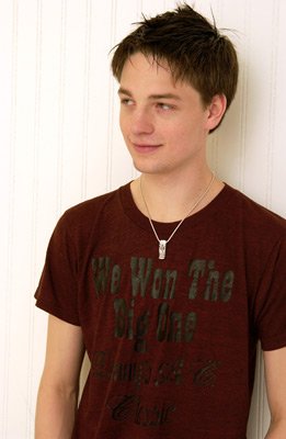 Фото - Грегори Смит: 261x400 / 18 Кб