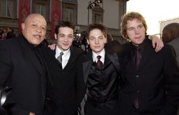 Фото - Грегори Смит: 257x165 / 10 Кб