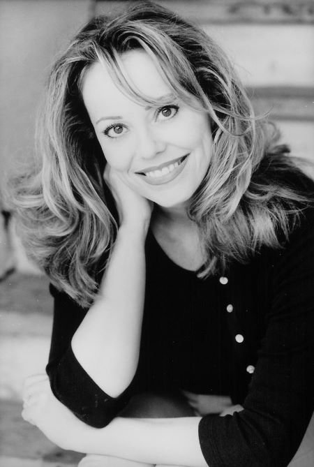 Фото - Келли Джонс Габриэль: 450x669 / 45 Кб