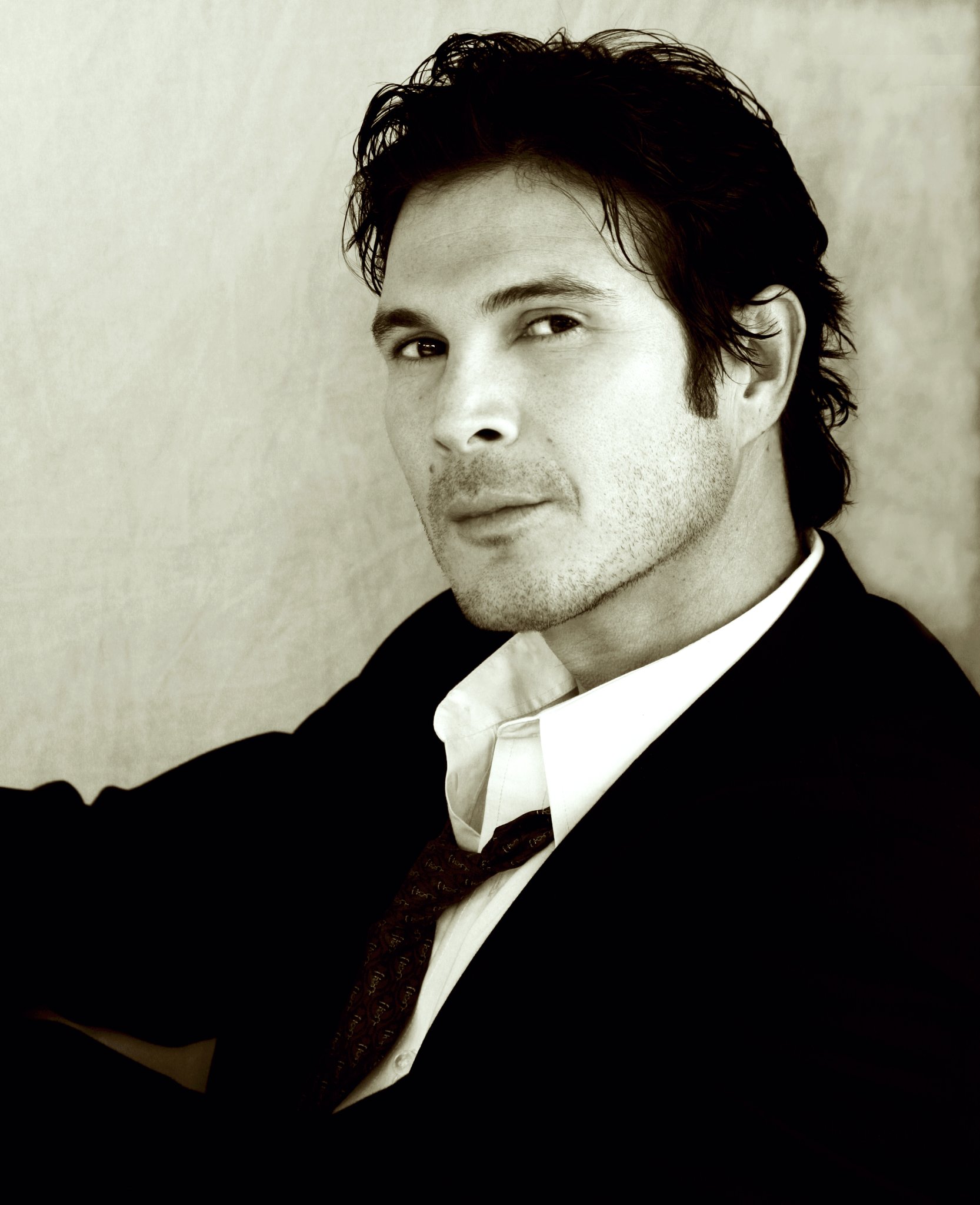 Фото - Джордж Перес: 1666x2048 / 285 Кб