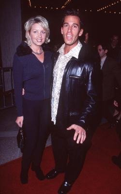 Фото - Дэн Кортез: 250x400 / 16 Кб