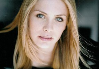 Фото - Алекс МакКенна: 317x223 / 15 Кб