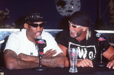 Фото - Дэннис Родман: 400x264 / 23 Кб