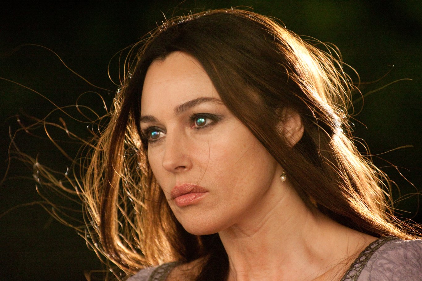 Фото - Моника Беллуччи: 1365x910 / 242 Кб