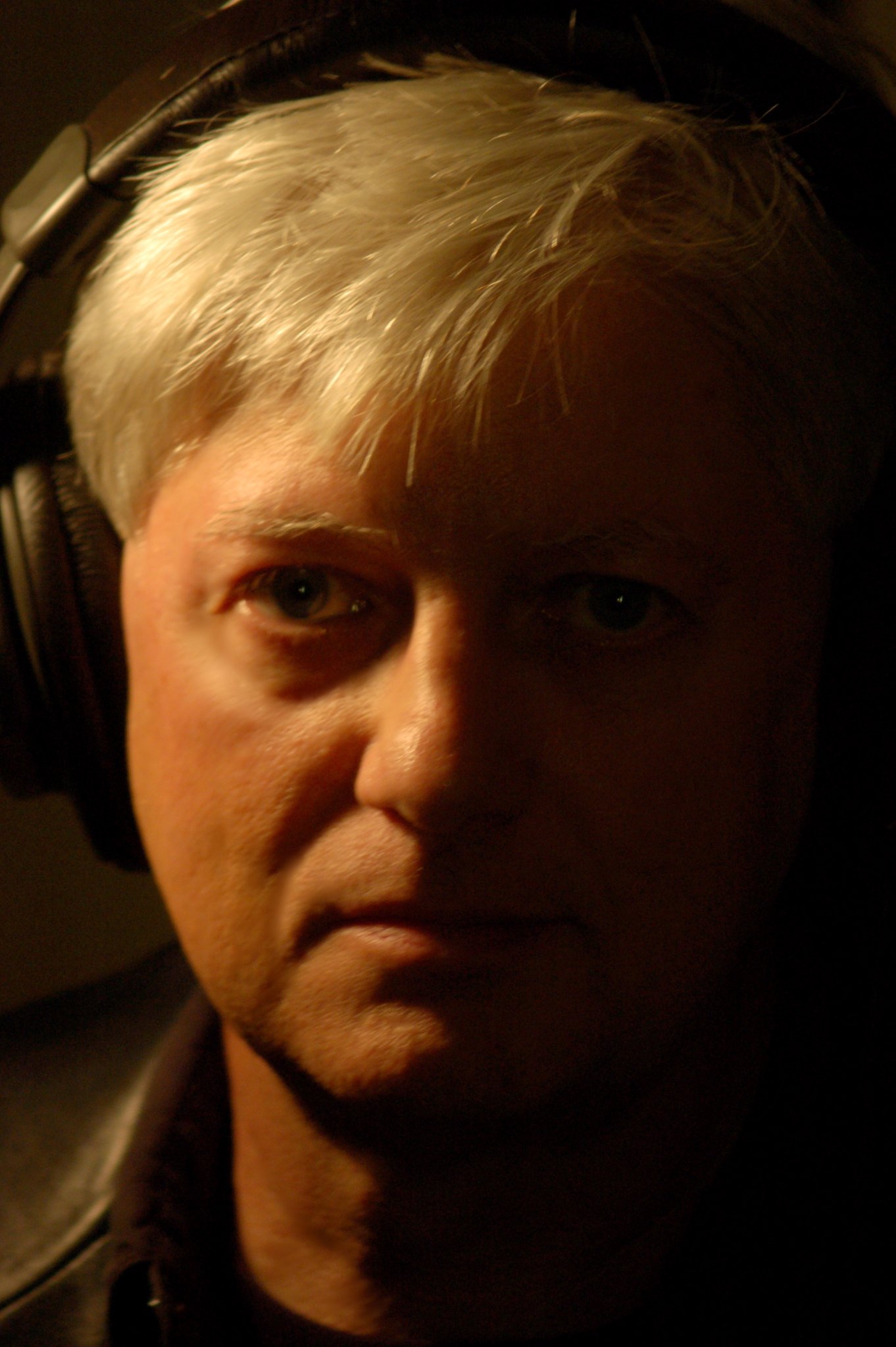 Фото - Кристофер Фаррелл: 1362x2048 / 270 Кб