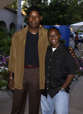 Фото - Виселос Реон Шеннон: 293x400 / 27 Кб