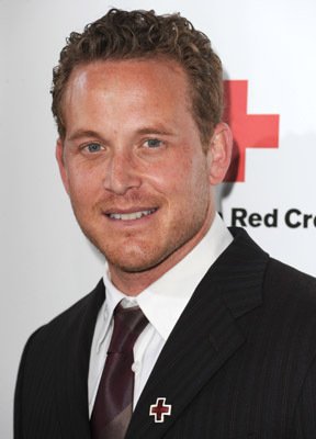 Фото - Коул Хаузер: 288x400 / 19 Кб