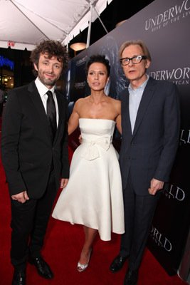 Фото - Рона Митра: 267x400 / 22 Кб