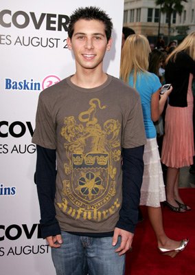 Фото - Джастин Берфилд: 284x400 / 31 Кб