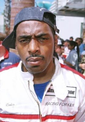 Фото - Кулио: 278x400 / 25 Кб