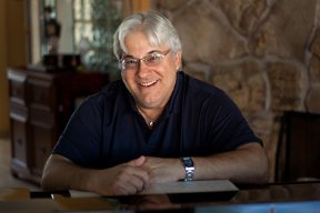 Фото - Эфрем Бергмэн: 288x192 / 11 Кб