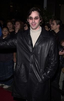 Фото - Николас Брендон: 254x400 / 17 Кб