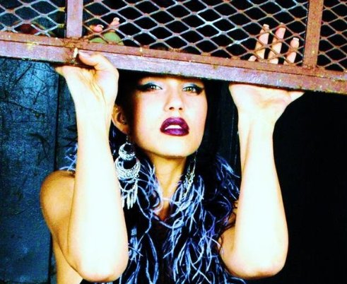 Фото - Джулиана Харкви: 491x402 / 57 РљР±