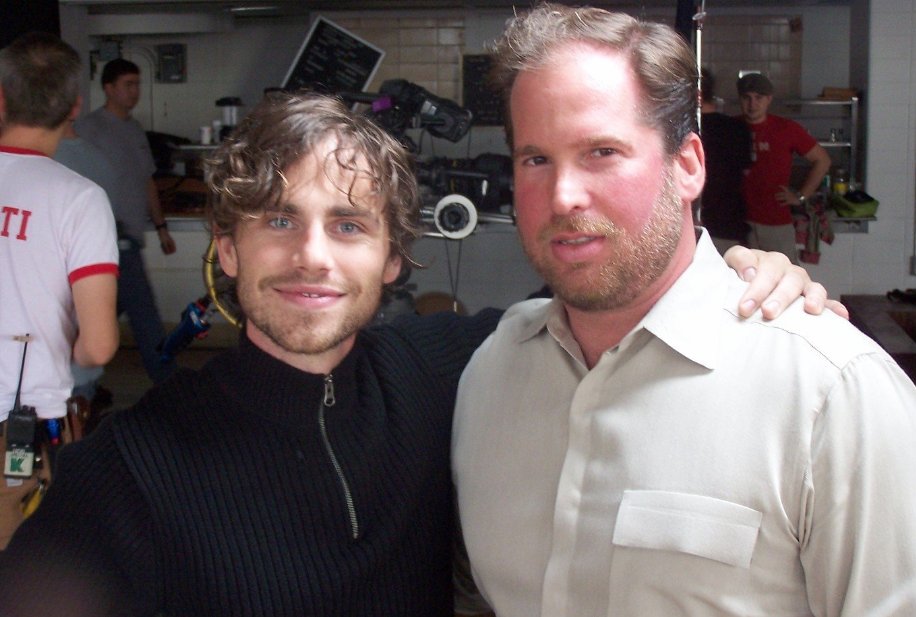 Фото - Dr. Jerry Gordon: 916x617 / 90 РљР±