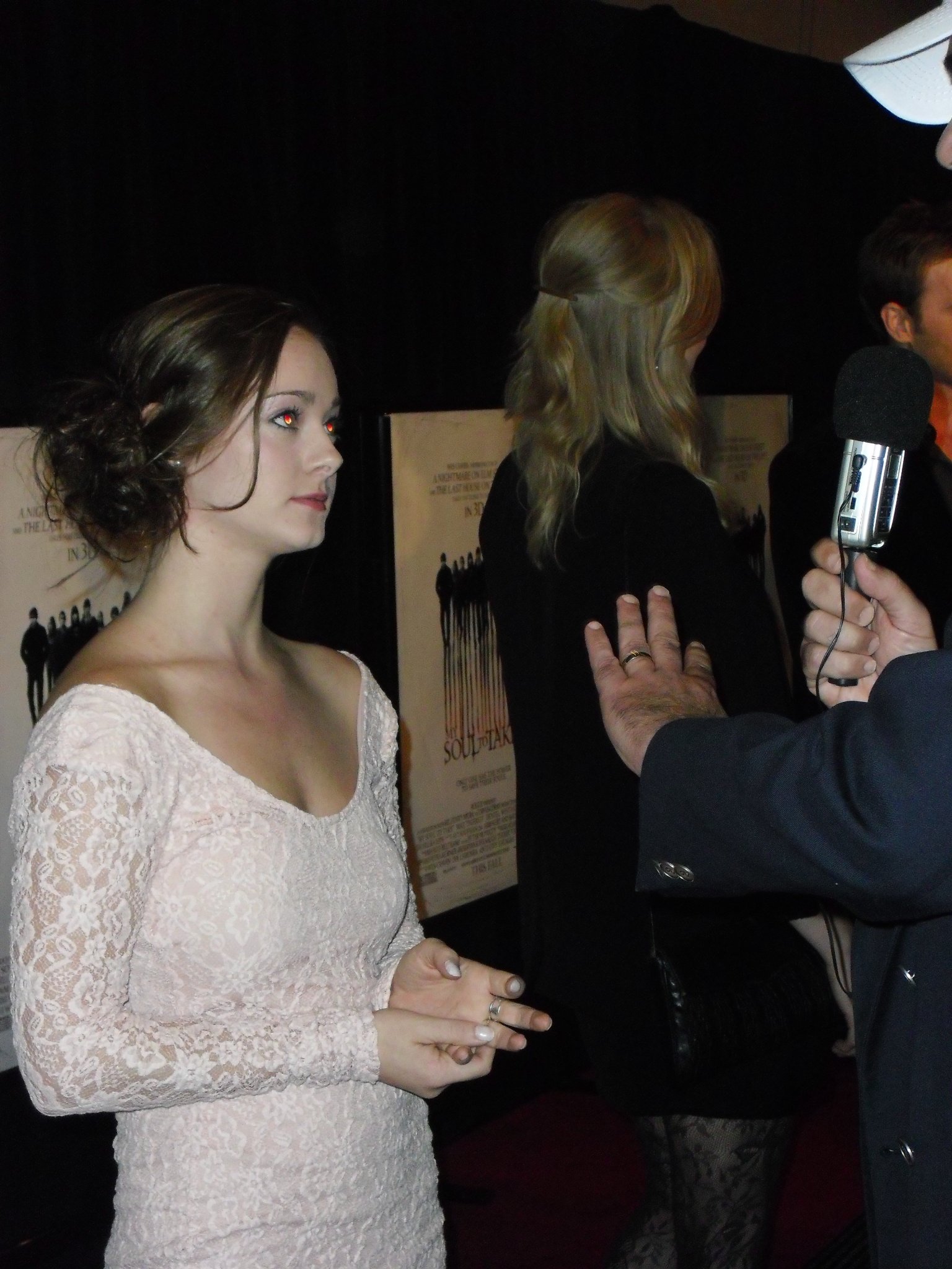 Фото - Шеннон Мари Уолш: 1536x2048 / 390 РљР±